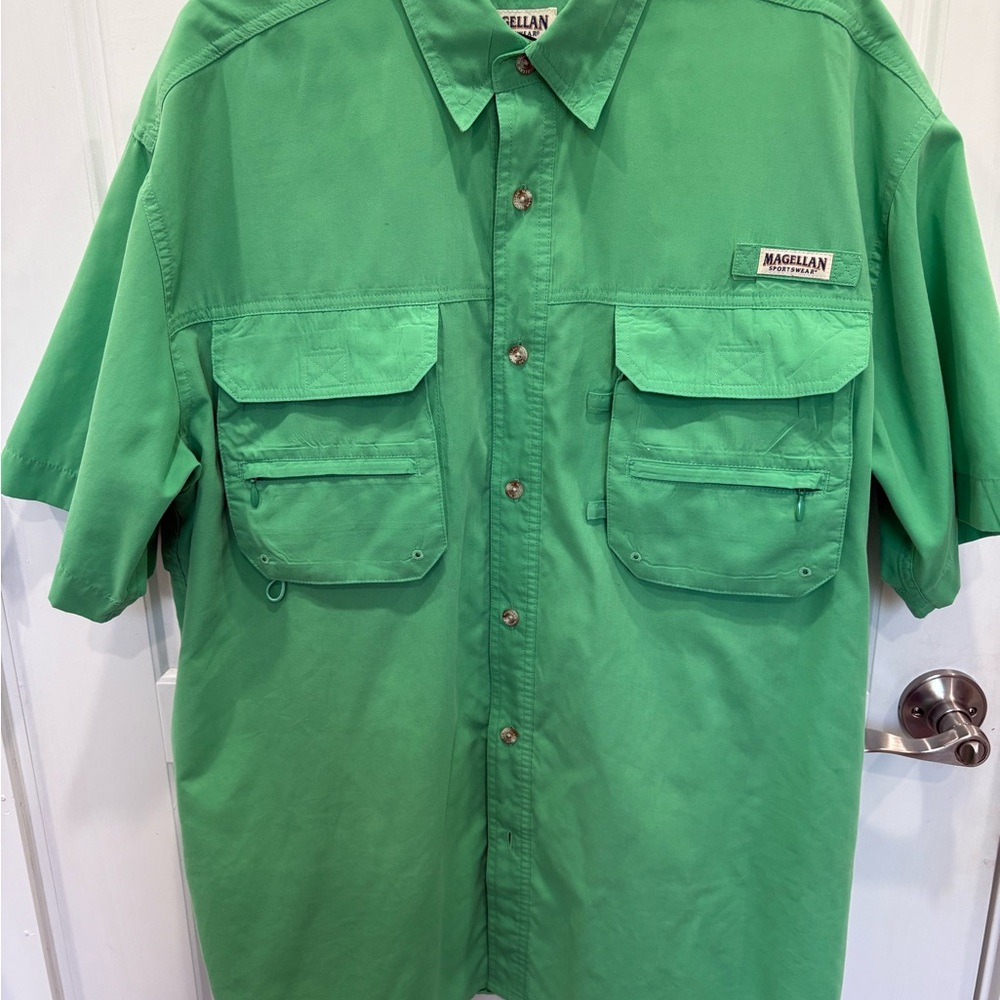 Magellan Outdoors Men's Vibrant Green Button Down Shirt